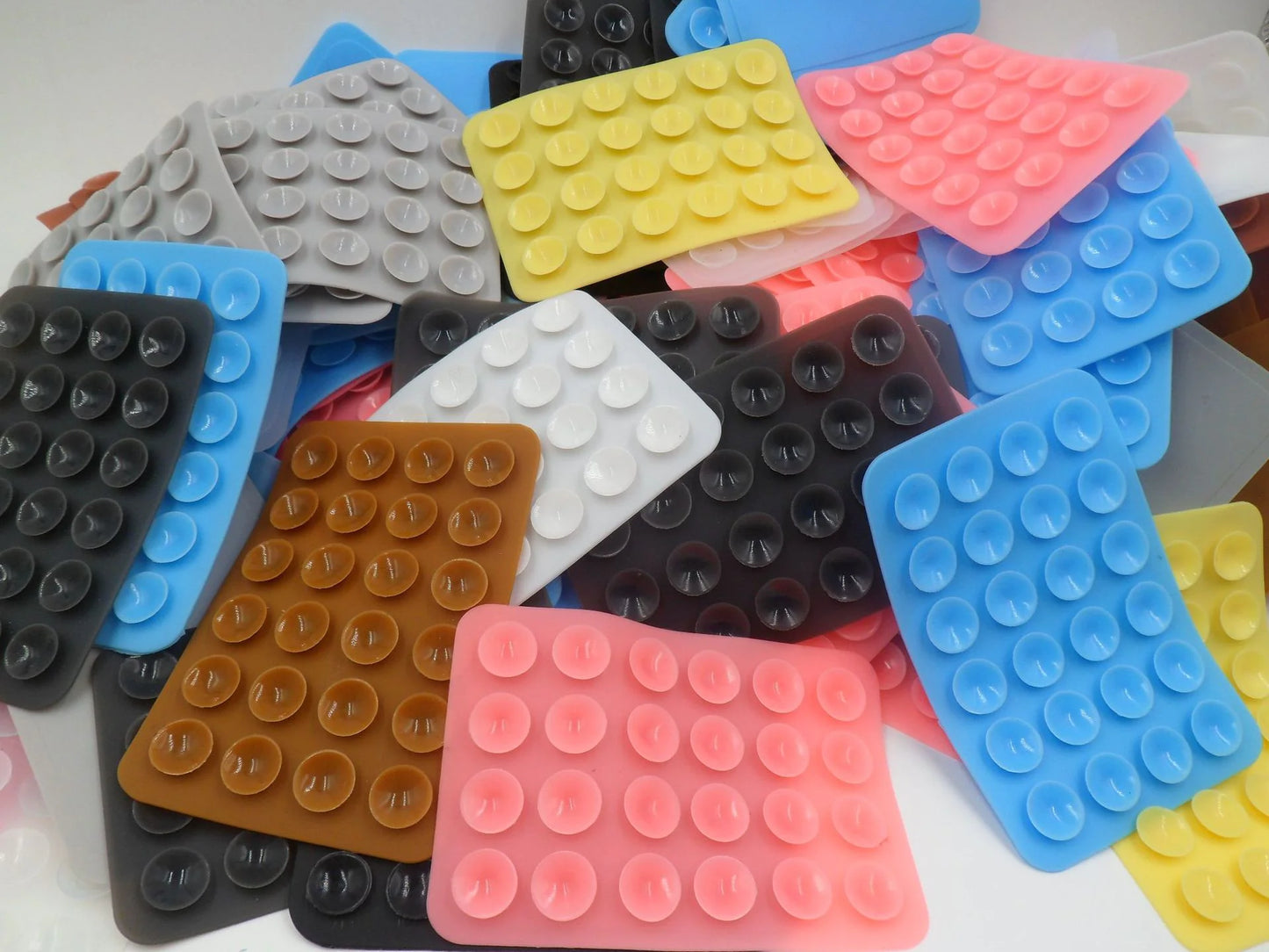 Silicone Ultra-Grip 24-Suction Device Holder